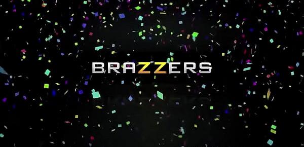  Brazzers - Pornstars Like it Big - (Chanel Preston, Kristina Rose, Phoenix Marie, Danny D, Jordi El, Nino Polla, Keiran Lee) - Brazzers New Years Eve Party - Trailer preview